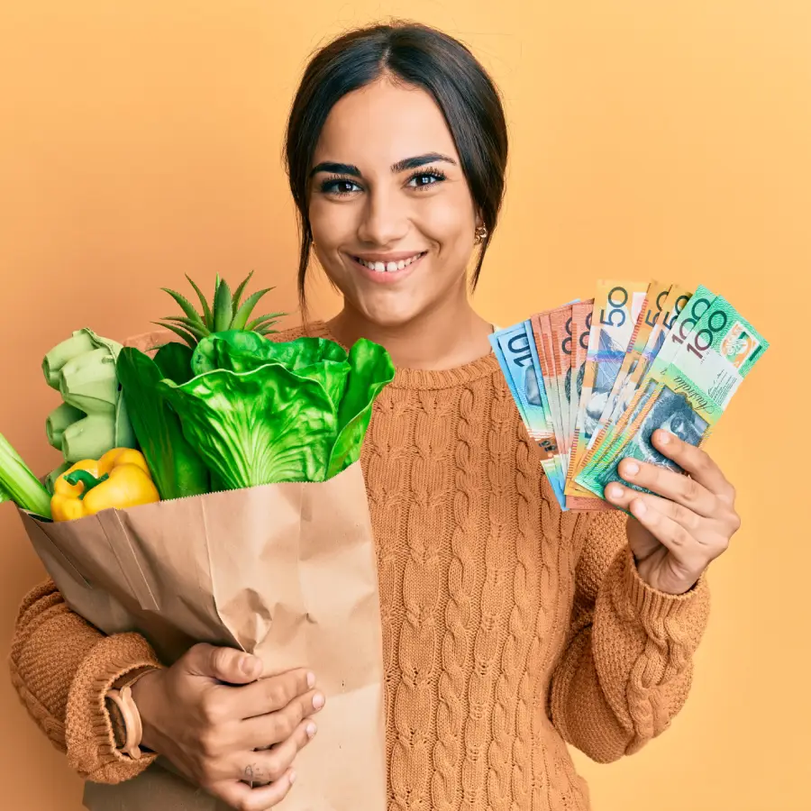 Woman with cash loan from her jewellery